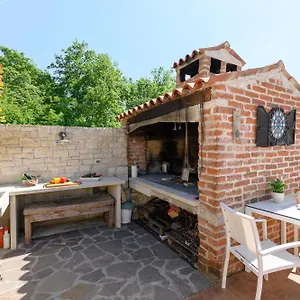 Tena Poreč