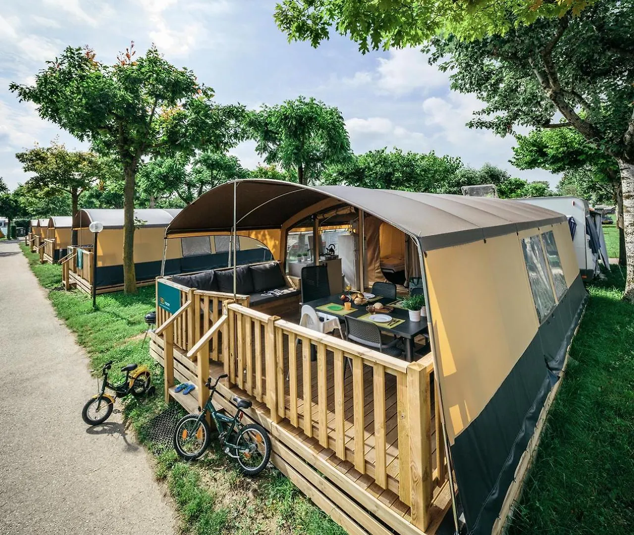 Camping Bijela Uvala - Roan Porec Campsite